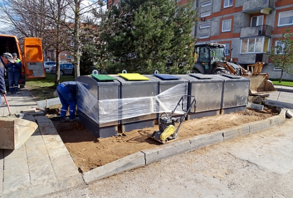 Švaresnei aplinkai – šiukšlės po žeme