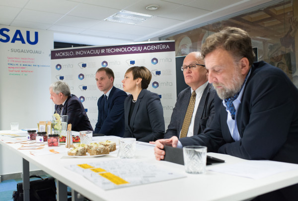 2018 m. Lietuvai žada fintech paslaugų ir blockchain technologijų bumą