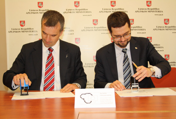 Pasirašyta projekto „Vieningos gaminių, pakuočių ir atliekų apskaitos informacinės sistemos sukūrimas“ sutartis