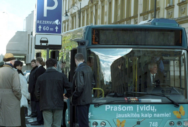 Žmonės su specialiaisiais poreikiais ir dviratininkai keliaus patogiau