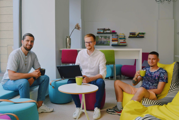 Skaitmeninės darbų dalijimosi platformos Getfix komanda.jpeg