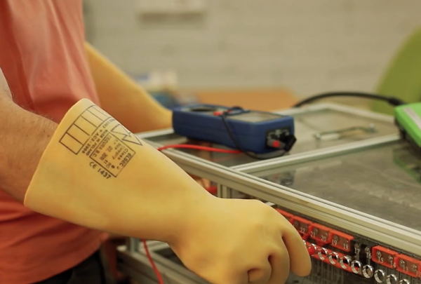 2021-10-20 14_32_12-Ką daryti, kad verslas ir ieškantieji darbo surastų vienas kitą_ _ Verslas _ 15m.png