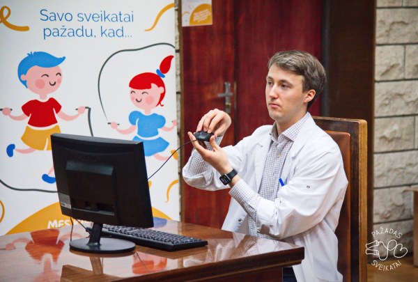 A. Lukošius: internetas toks pats įrankis kaip ir plaktukas – kaip juo neprisiploti pirštų?