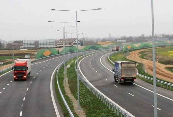 Atidaryta „Via Baltica“ tarp Kauno ir Marijampolės – saugi keturių eismo juostų automagistralė