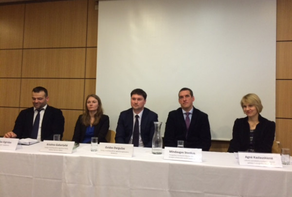 Viešojo ir privataus sektoriaus atstovai diskutavo apie Energijos efektyvumo fondo teikiamas galimybes 