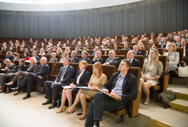 Vyriausybėje paskelbta Sumaniosios specializacijos strategijos įgyvendinimo pradžia