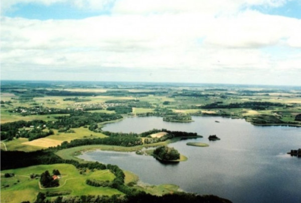 Per Anykščius vandeniu, dviračiu ir pėsčiomis