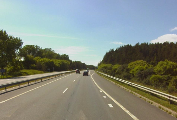 Magistralėje Vilnius–Kaunas apsisukimo vietas pakeis dviejų lygių sankryžos