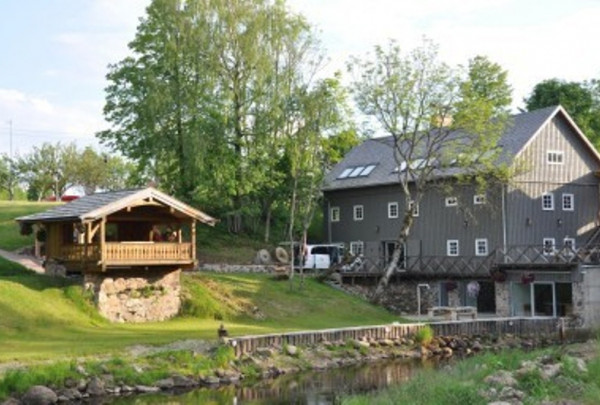 Angelai gyvena prie Virvyčios